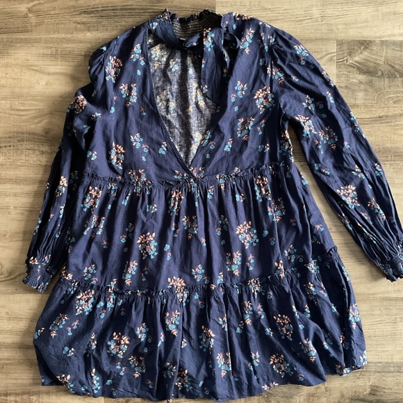 Free People Petit Fours Mini Dress Blue Floral Tiered Cutout Back Medium - Picture 5 of 7